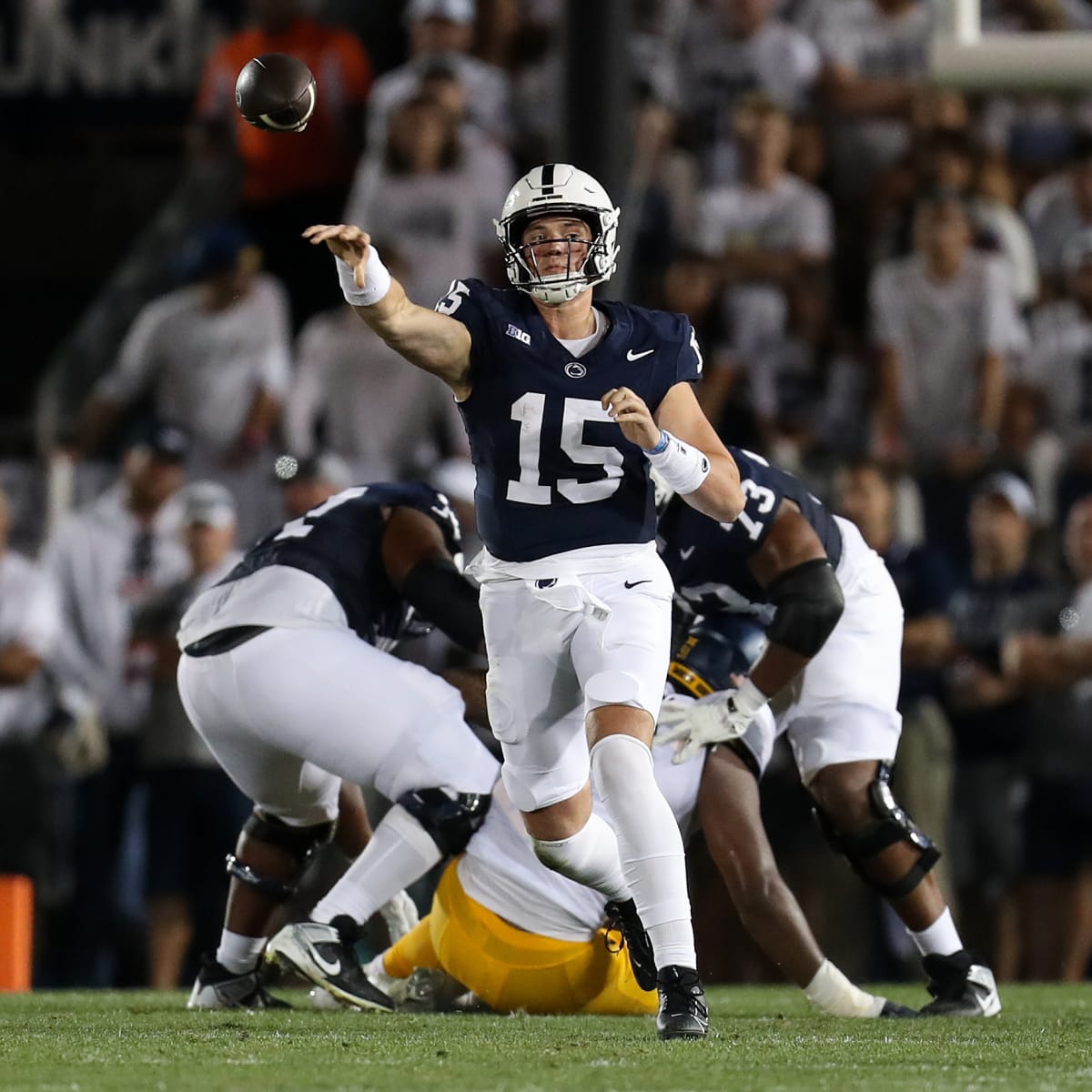 Smith has Efficient Second Half in Win over Carolina - Sports Illustrated  West Virginia Mountaineers News, Analysis and More