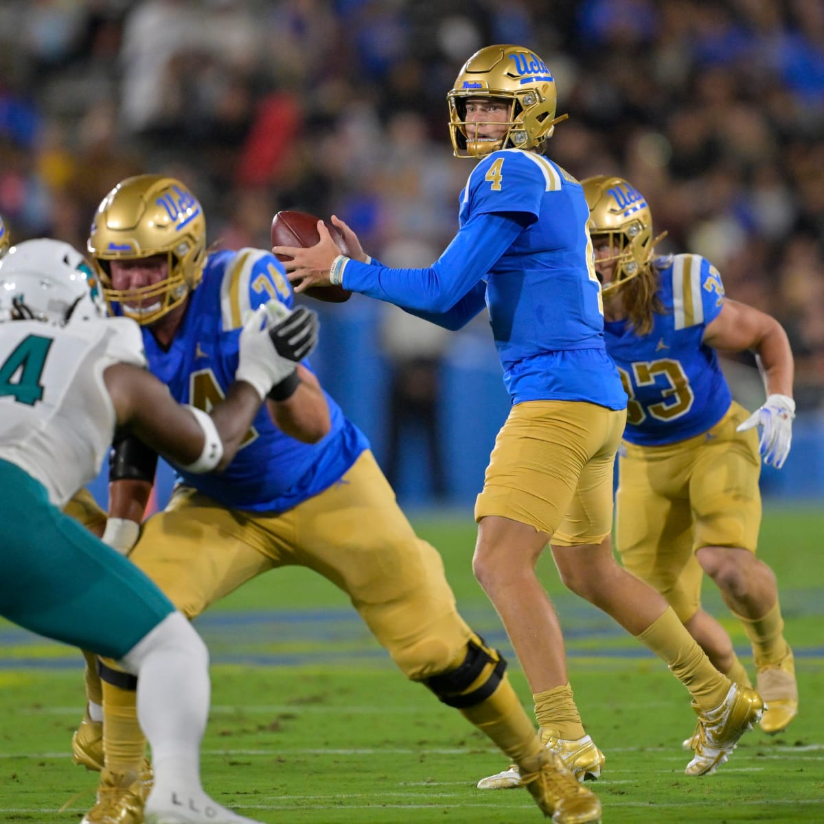 UCLA football: What can Brown do for Bruins? - Los Angeles Times