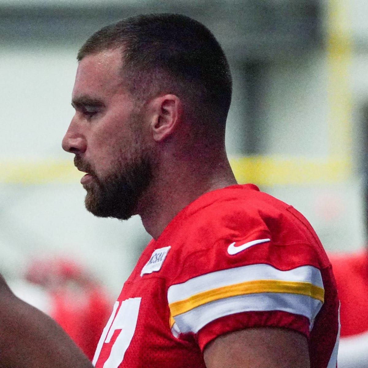 Kansas City Chiefs Officially Announce Travis Kelce Extension - Sports  Illustrated Kansas City Chiefs News, Analysis and More