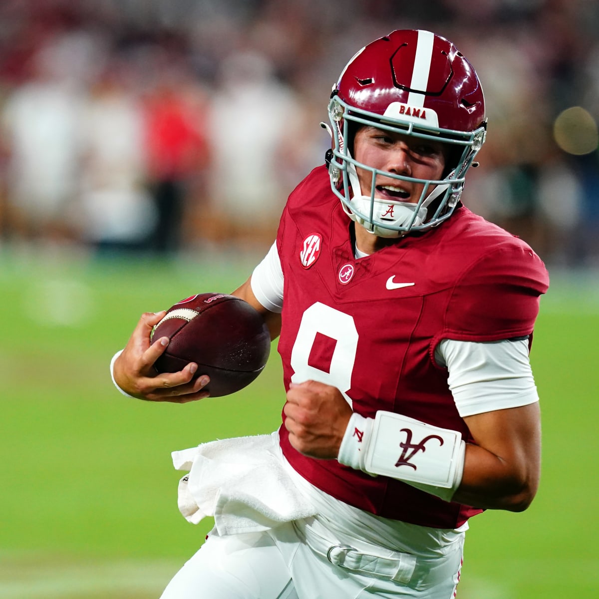 See how Alabama football uniforms have changed throughout the