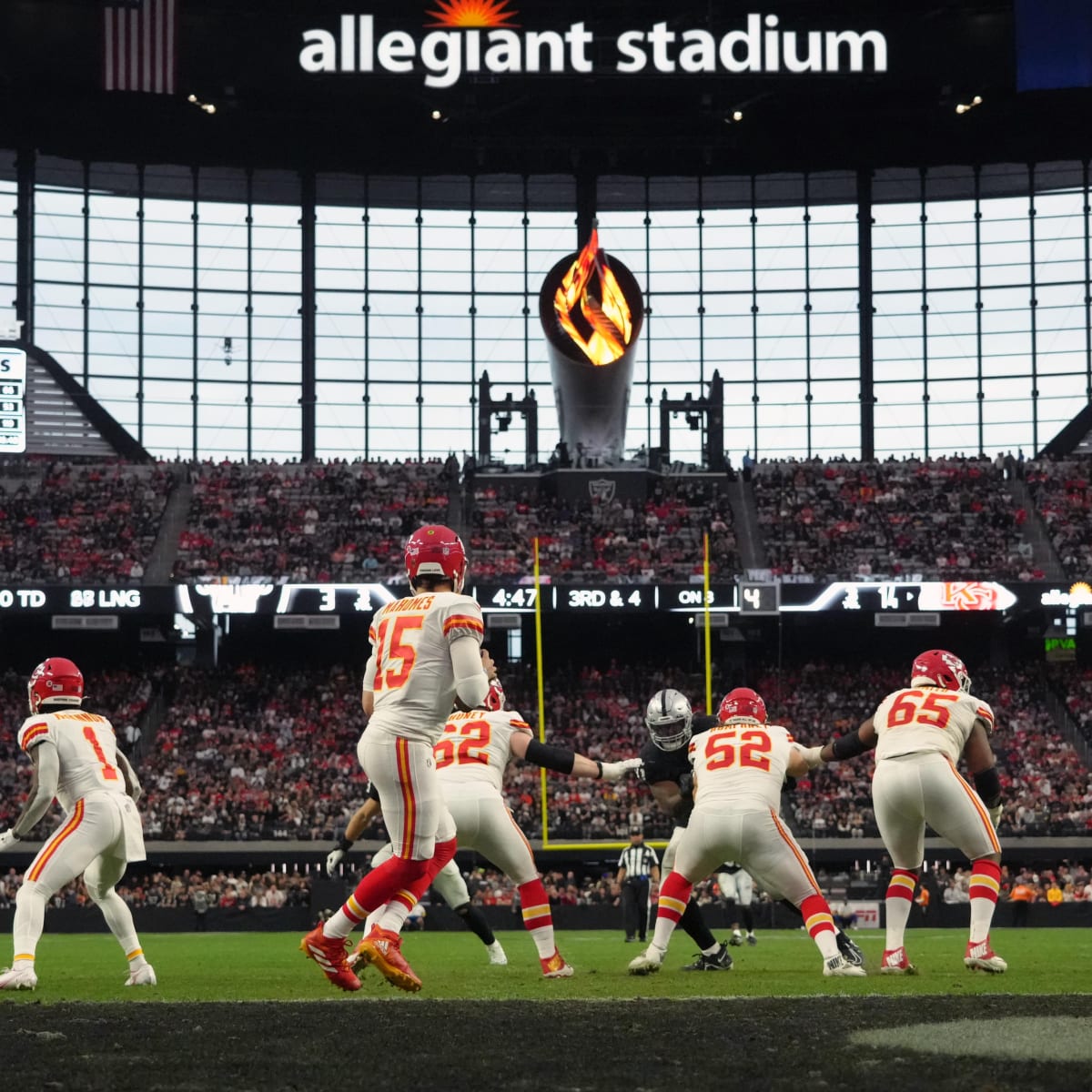 Former Las Vegas Raider says Chiefs' hold on AFC West will end - Sports  Illustrated Las Vegas Raiders News, Analysis and More