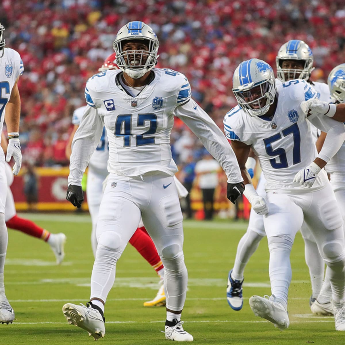 Lions shock Super Bowl-champion Chiefs in sloppy NFL season opener