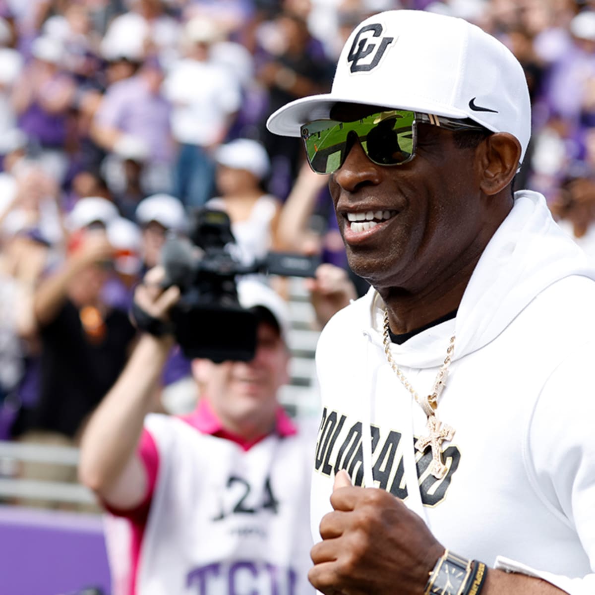 Deion Sanders gifted the Colorado Buffaloes these sunglasses