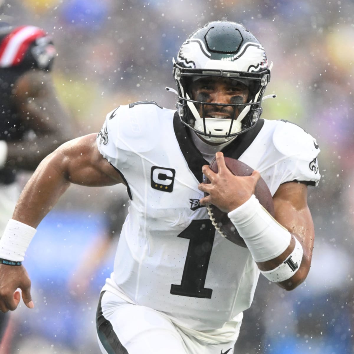 Jalen Hurts looks composed in Eagles' first preseason game, plus a glimpse  at Nick Sirianni's offense