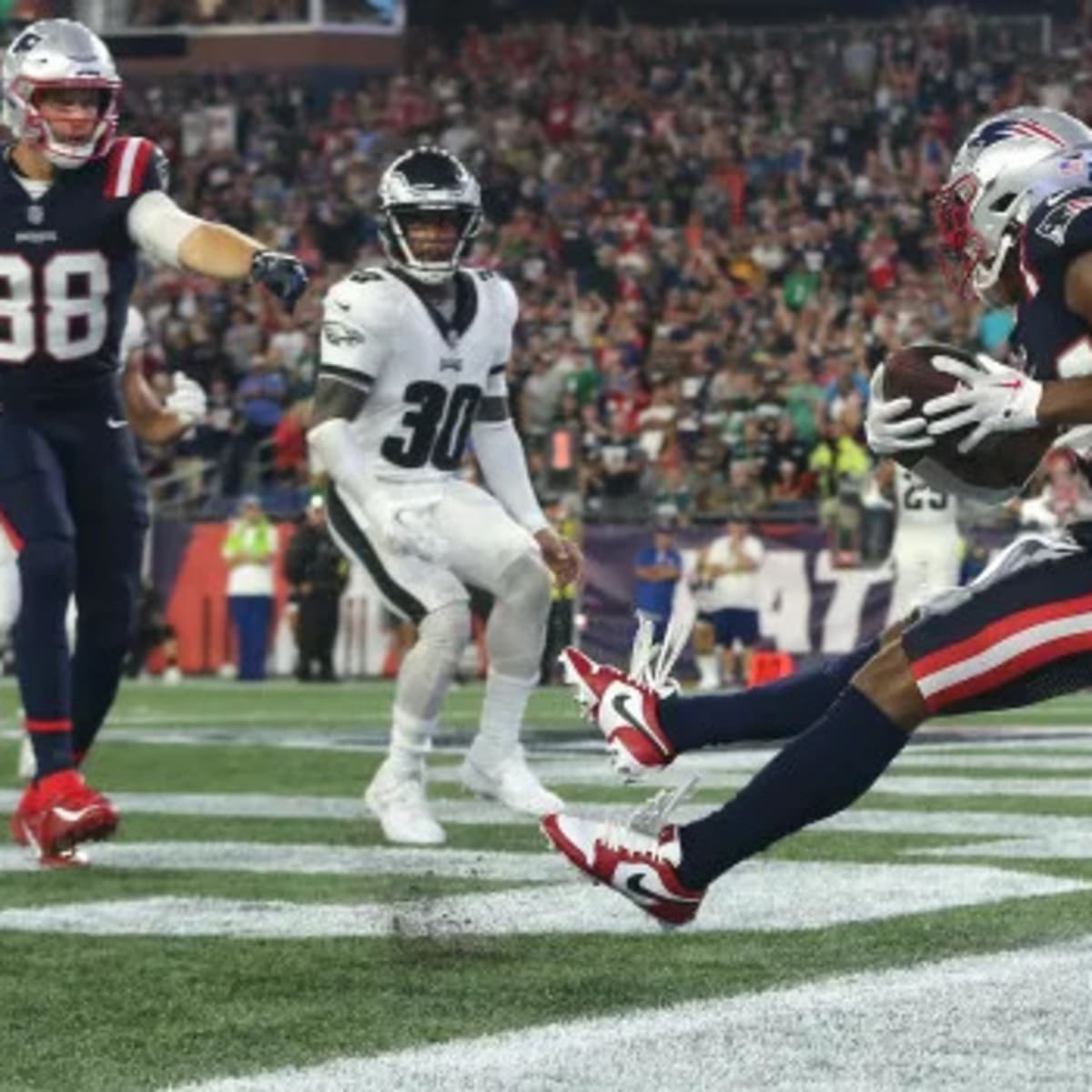 Bourne Redemption: New England Patriots' Embattled WR Scores Twice