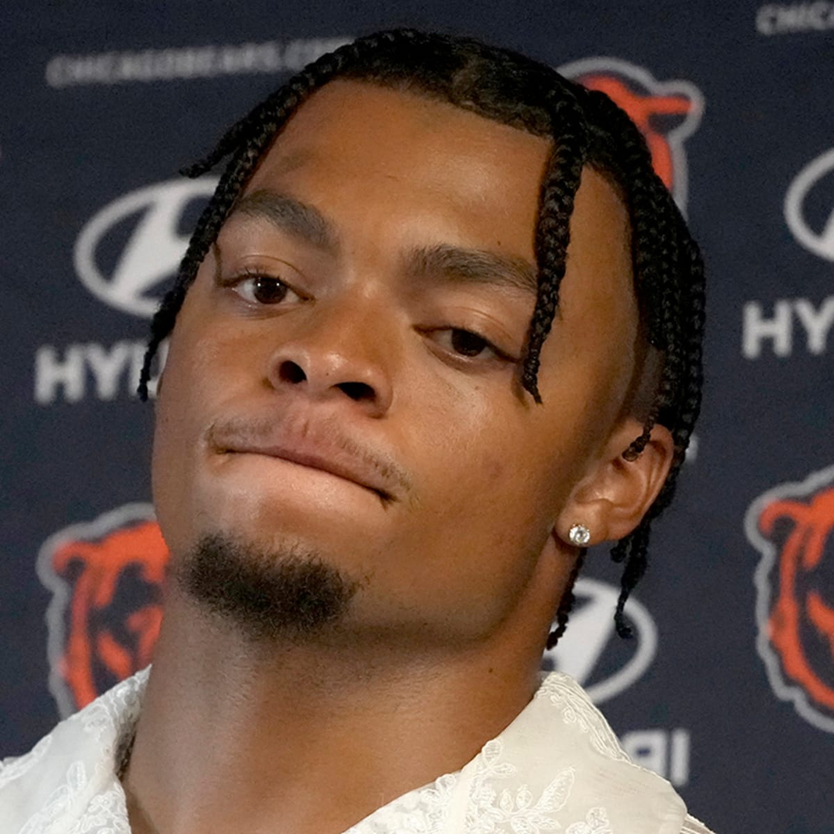 Chicago Bears QB Justin Fields apologizes to fans after 38-20 loss