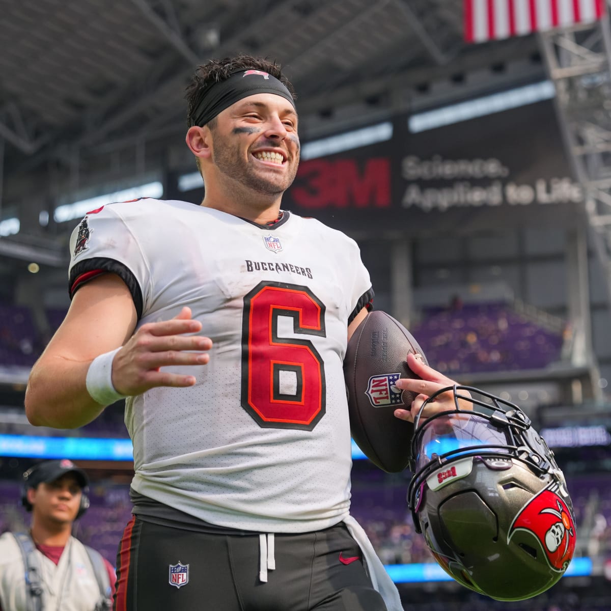 Get your weight up little boy!': Baker Mayfield goes viral for trash talk  in Tampa Bay win over Vikings (video) 