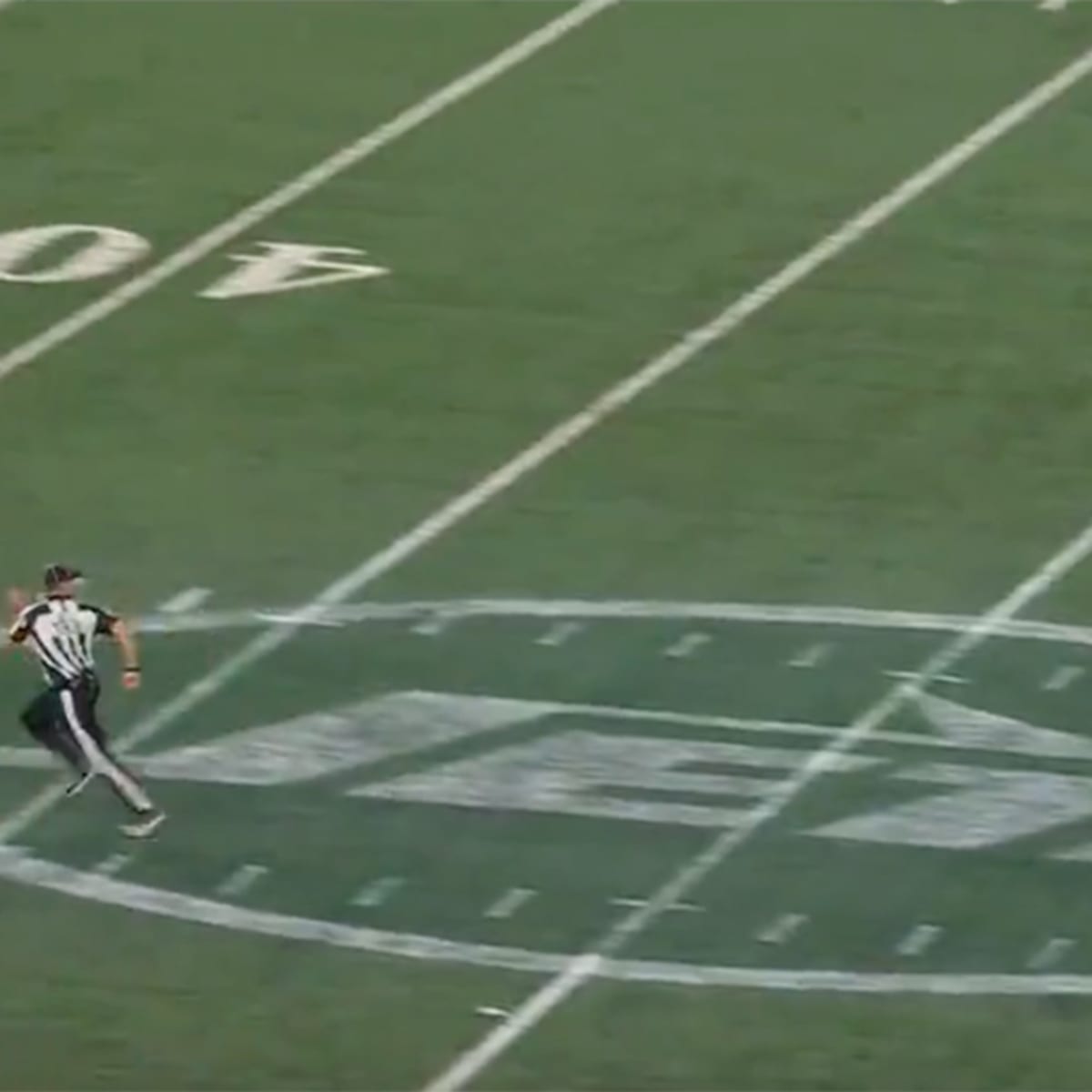 Can't-Miss Play: 83-yard run! New York Jets running back Breece Hall leaves  Buffalo Bills in dust on explosive burst