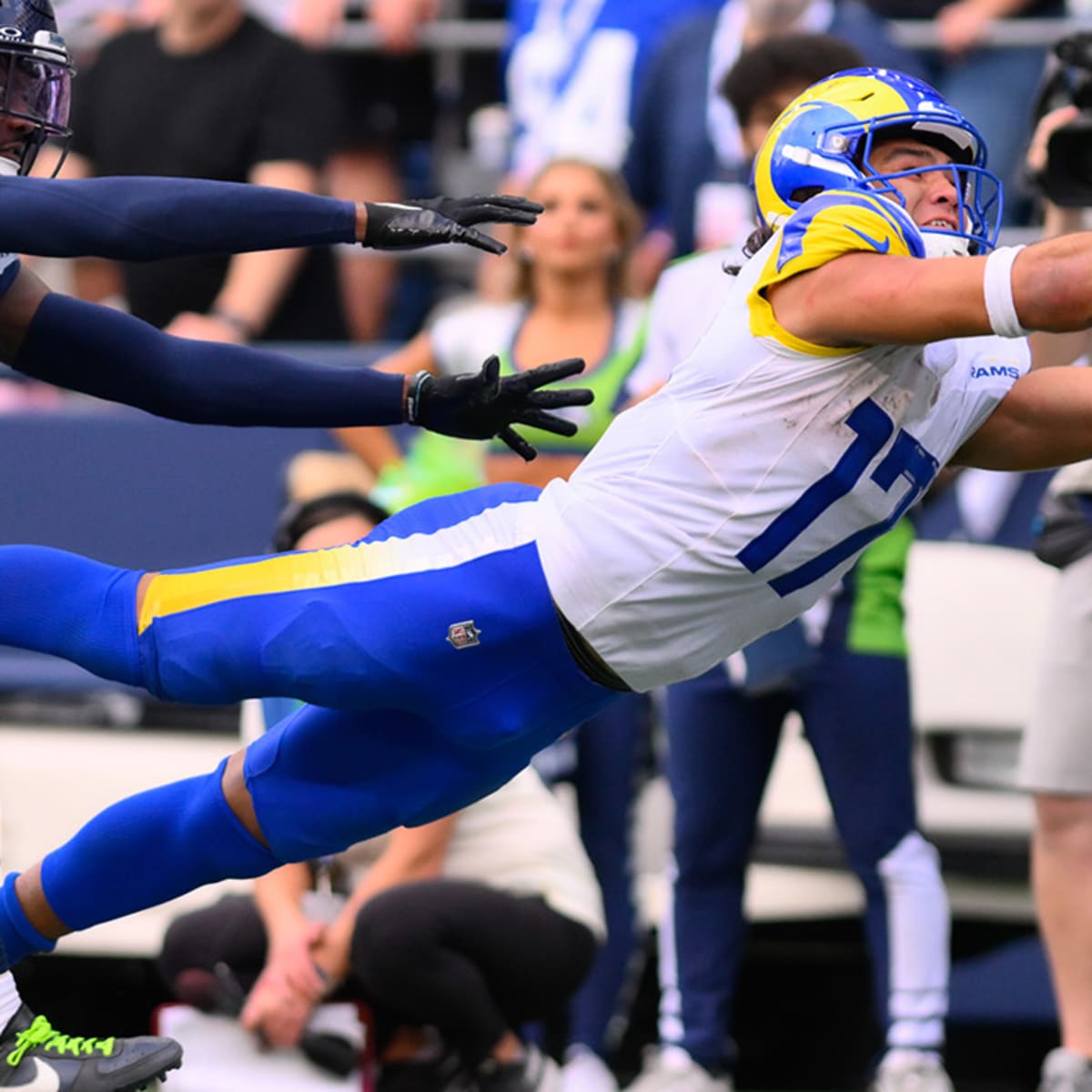 Jakobi Meyers or Josh Palmer Start 'Em Sit 'Em: WR projections for Chargers  vs. Raiders in fantasy football Week 4