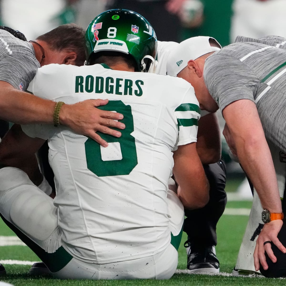 Aaron Rodgers's injury yet another stunning moment for tortured Jets fans -  Sports Illustrated