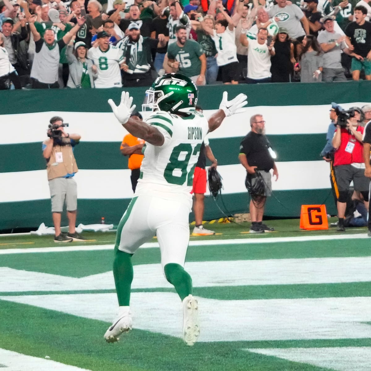 NFL world reacts to the New York Jets news