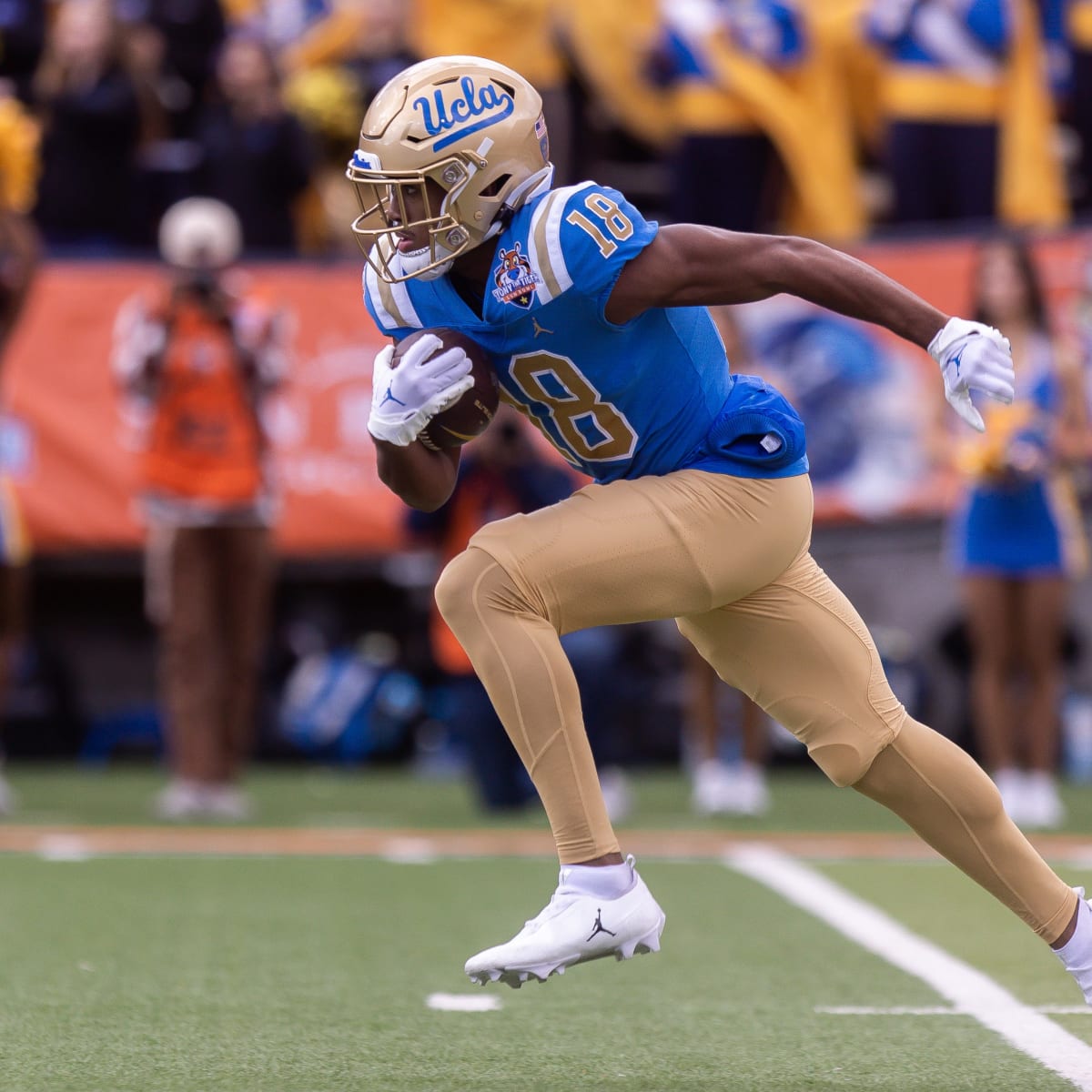 UCLA Football: Pundit Believes Transfer Could Be Among Top Prospects At  Position - Sports Illustrated UCLA Bruins News, Analysis and More