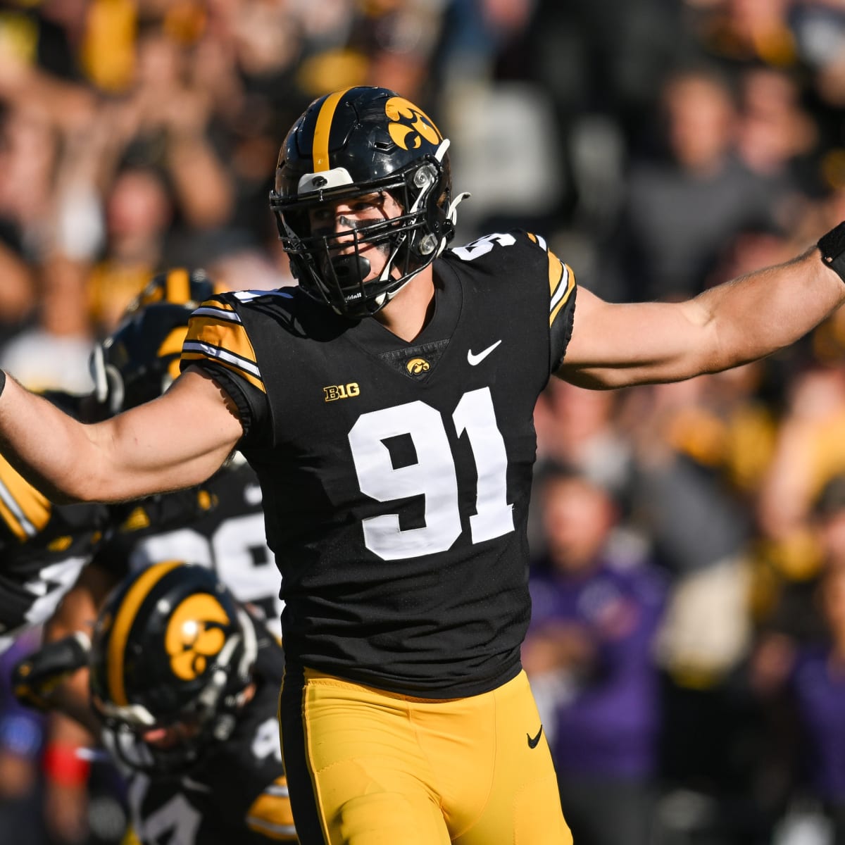 Iowa Football: Two former Hawkeyes named to PFF All-Pro team