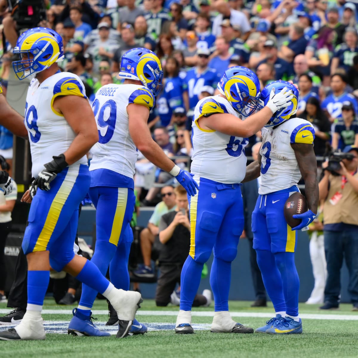 TNF Open Thread: Los Angeles Rams at San Francisco 49ers - Bolts From The  Blue