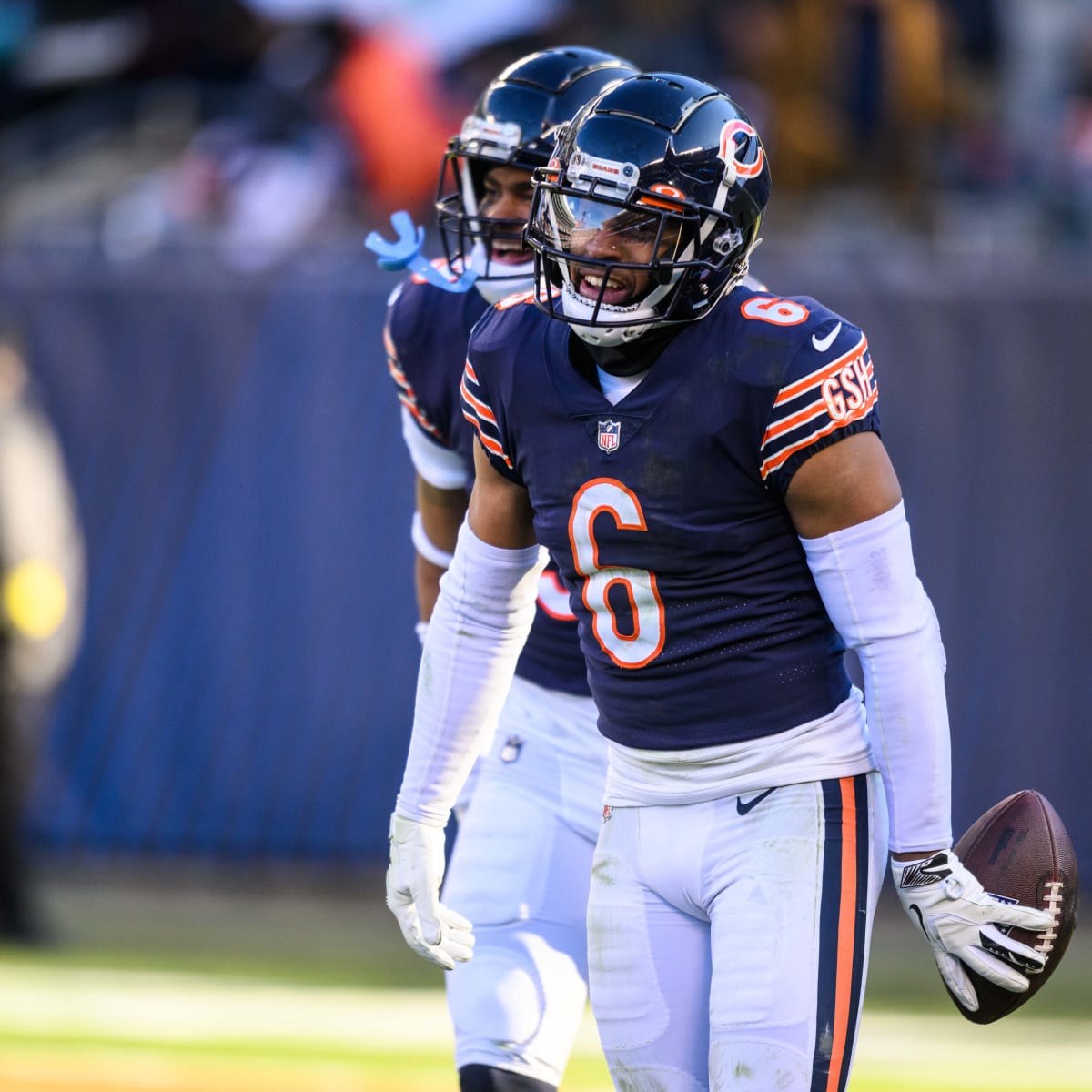 We're Starting to See the Bears Secondary Take Shape with Kyler Gordon's  Position Switch - Bleacher Nation