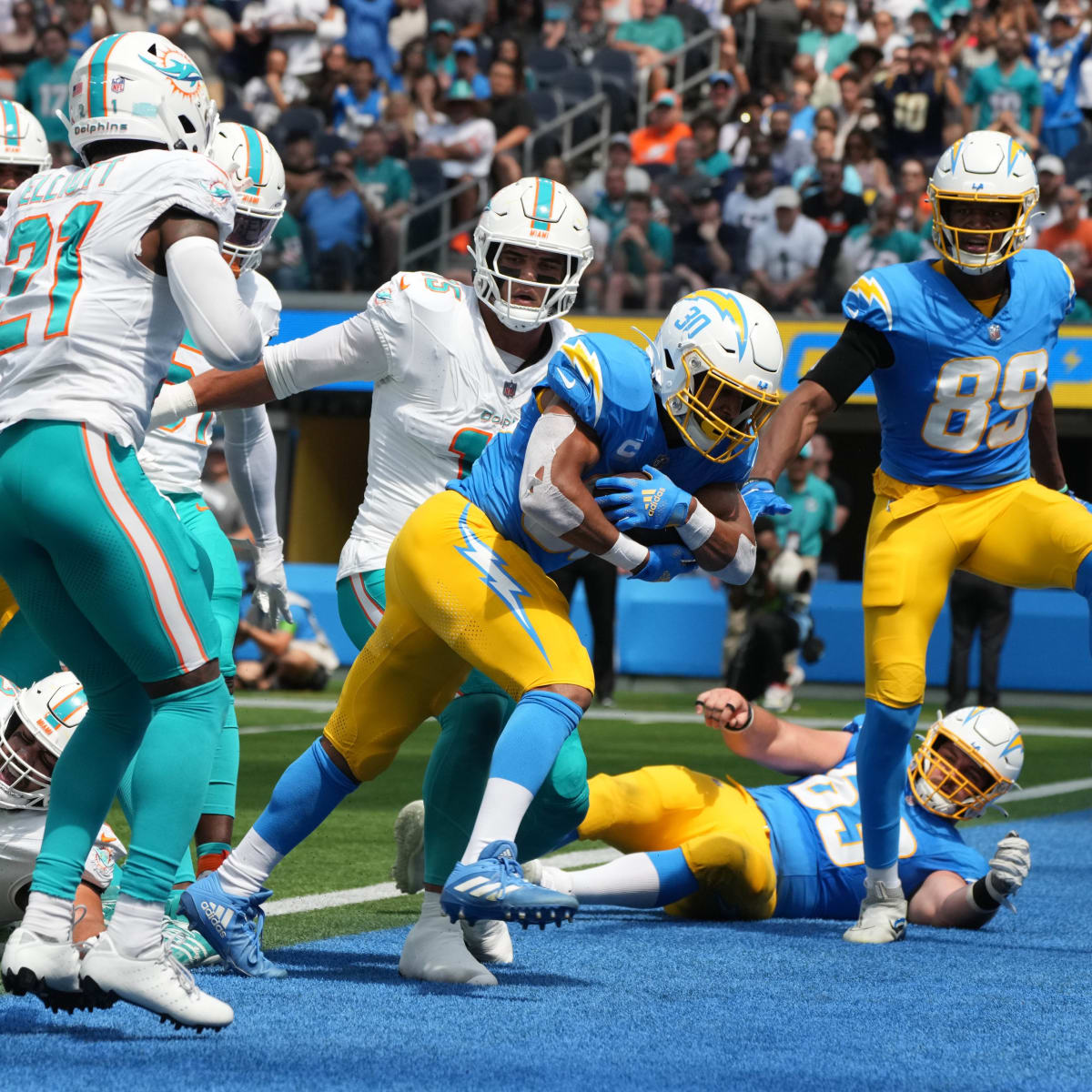 Chargers stick with hurting Herbert in blowout loss to