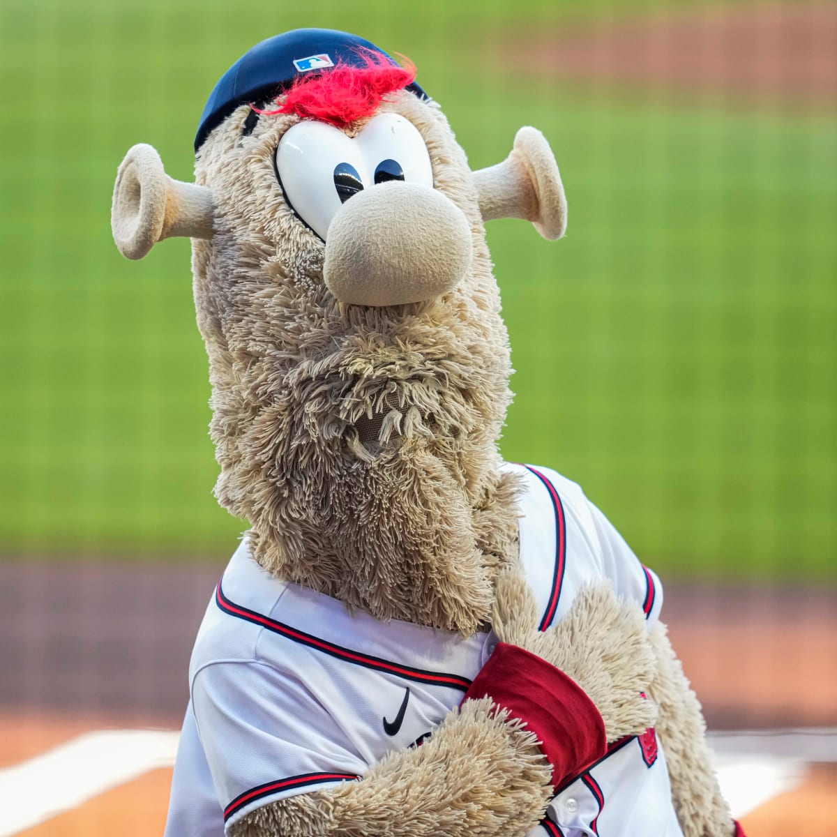 WATCH: Atlanta Braves mascot Blooper celebrates the NL East title in an  empty Truist Park - Sports Illustrated Atlanta Braves News, Analysis and  More