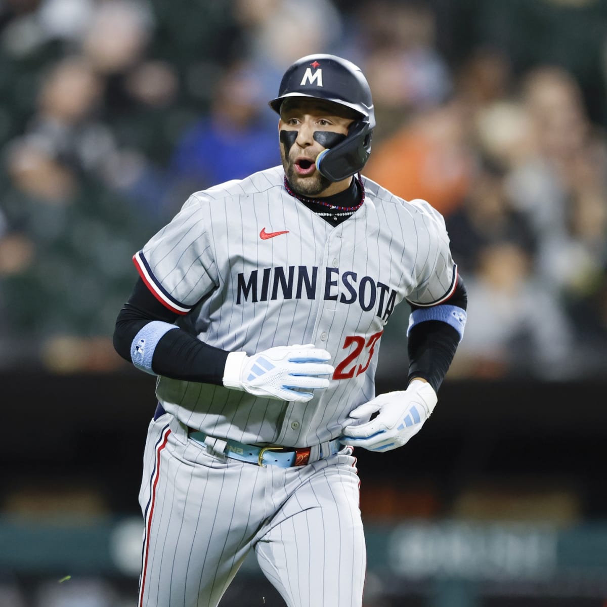 Twins 10, White Sox 2: Twins Morb out and unleash the bats