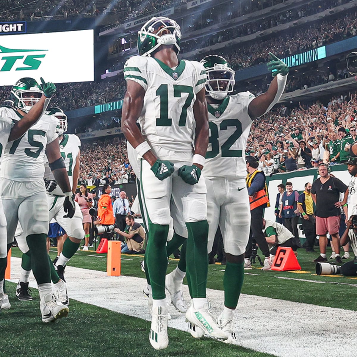 Garrett Wilson Commits to No. 17 for 2023 - Sports Illustrated New York Jets  News, Analysis and More