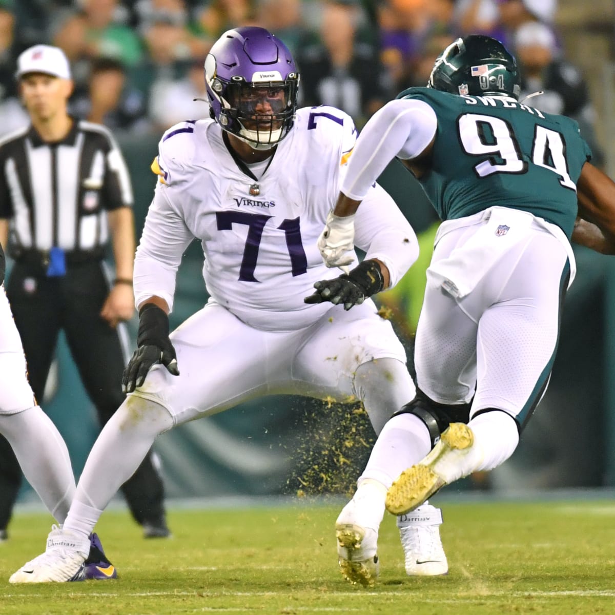 Vikings inactives vs. Eagles: Christian Darrisaw, Marcus Davenport