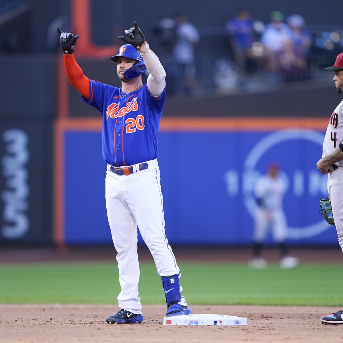 Jake McCarthy's two-run single lifts D-backs past Giants