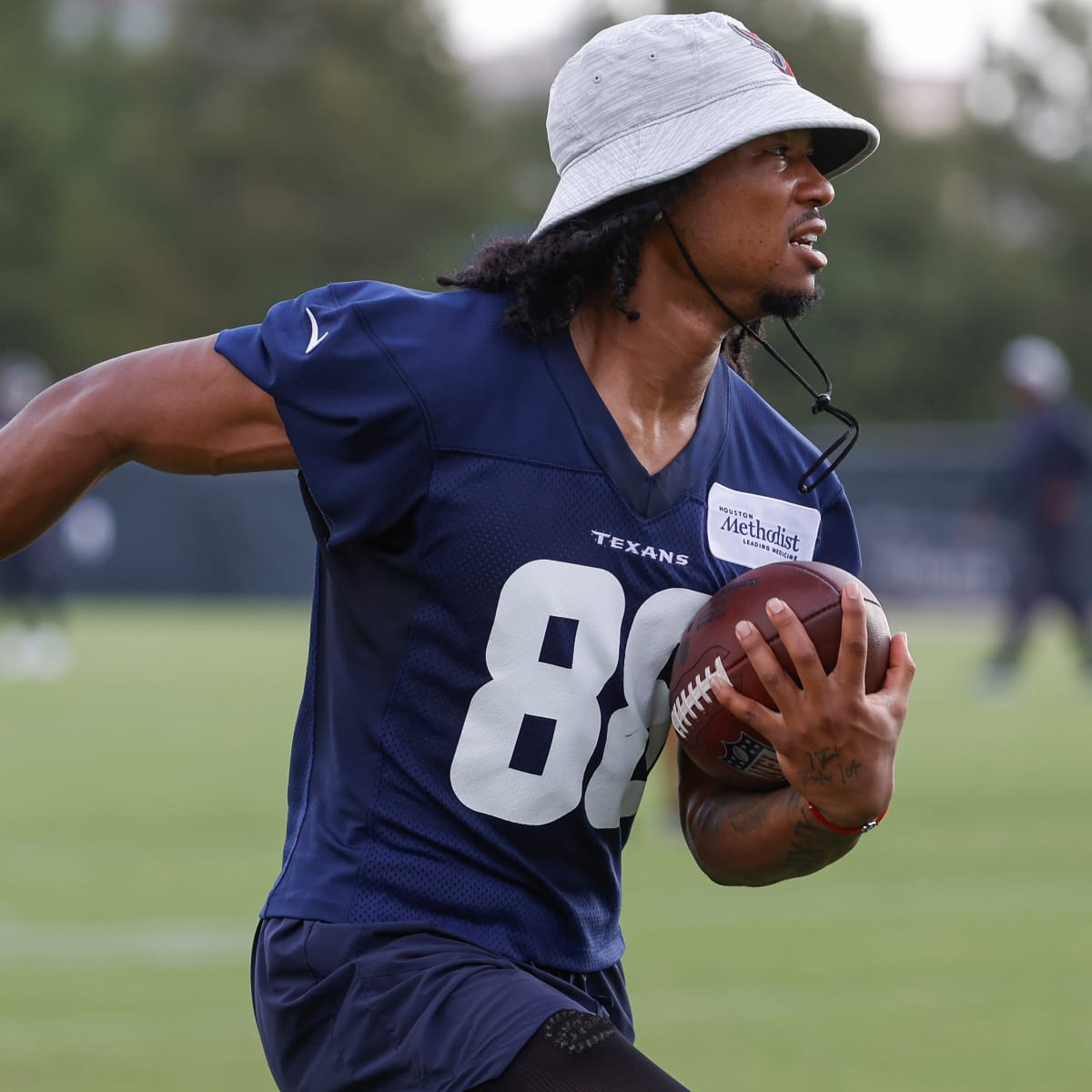 Texans' John Metchie absent from NFL.com rookie WR rankings