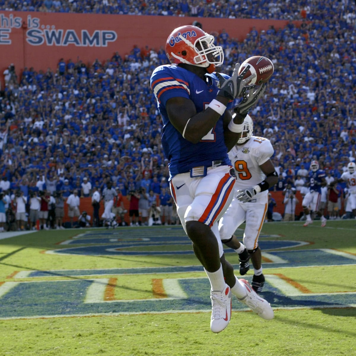 Florida Football Matches Uniforms With Crowd Blue-Out Against Tennessee