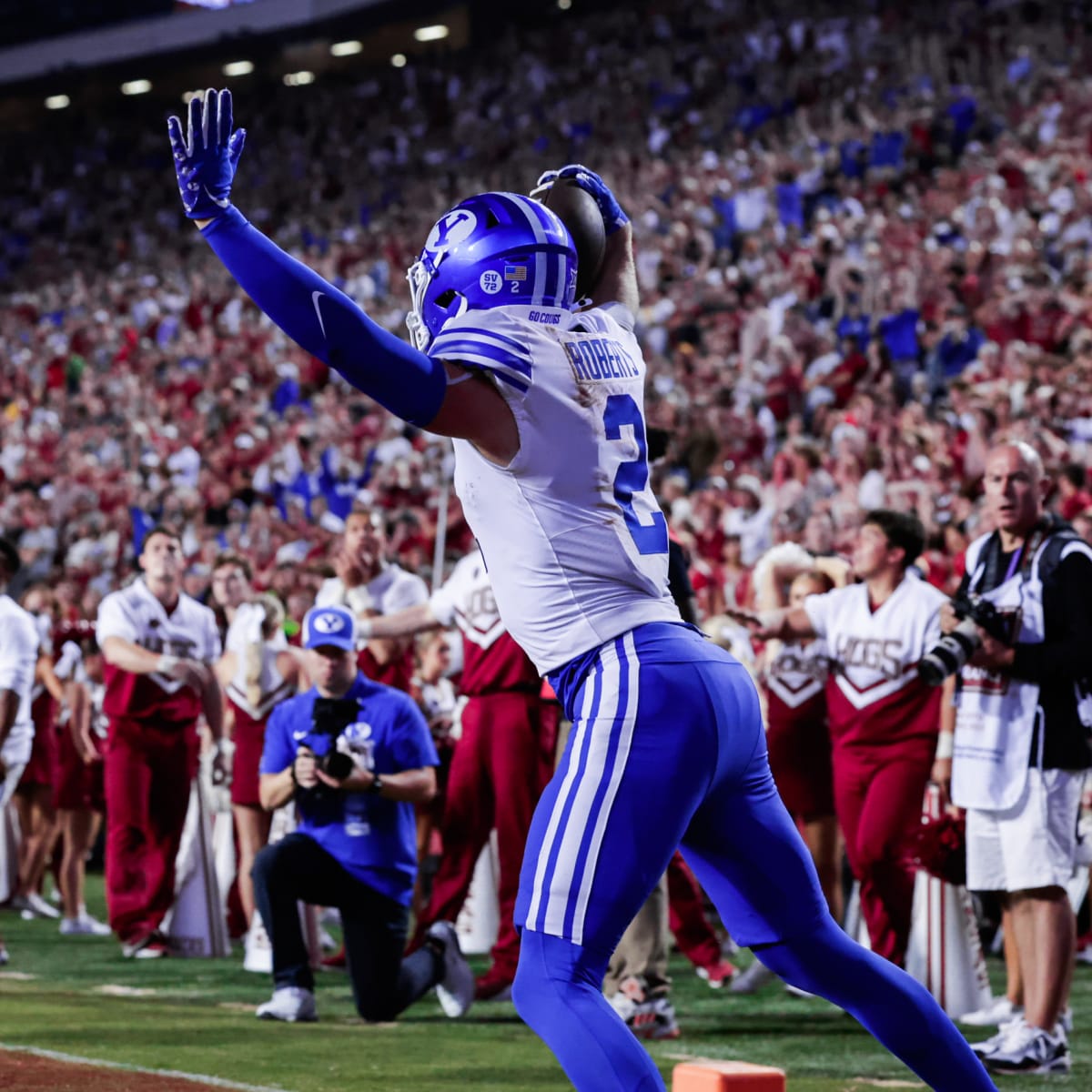 Former BYU WR Pulls Down One-Handed Catch At NFL Camp