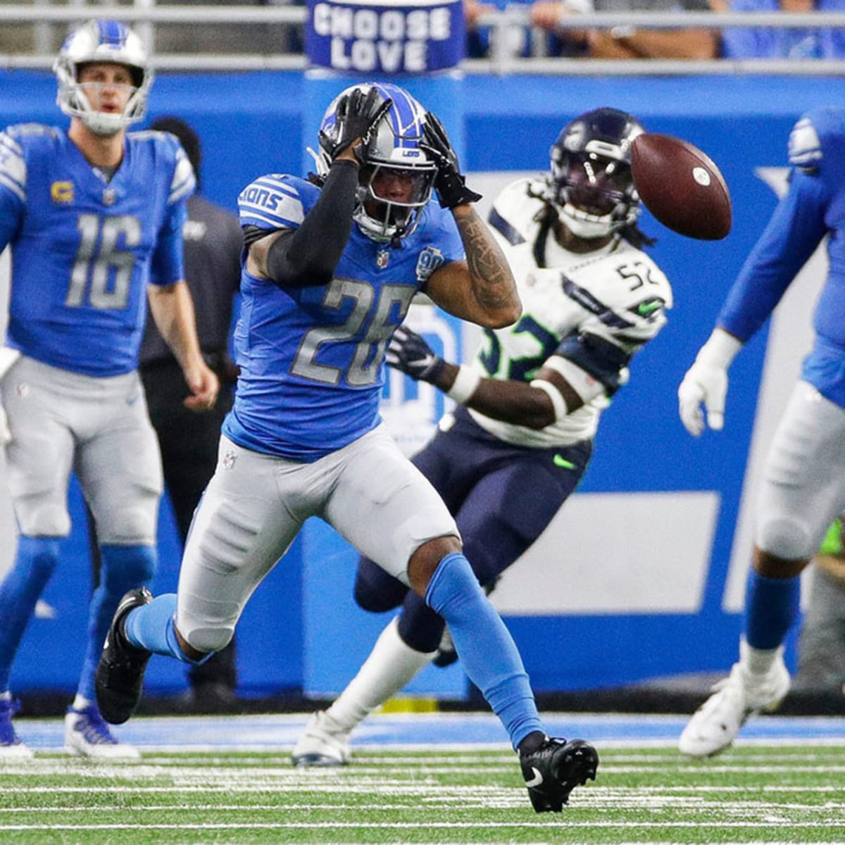 Lions vs. Seahawks: Cheer Photos