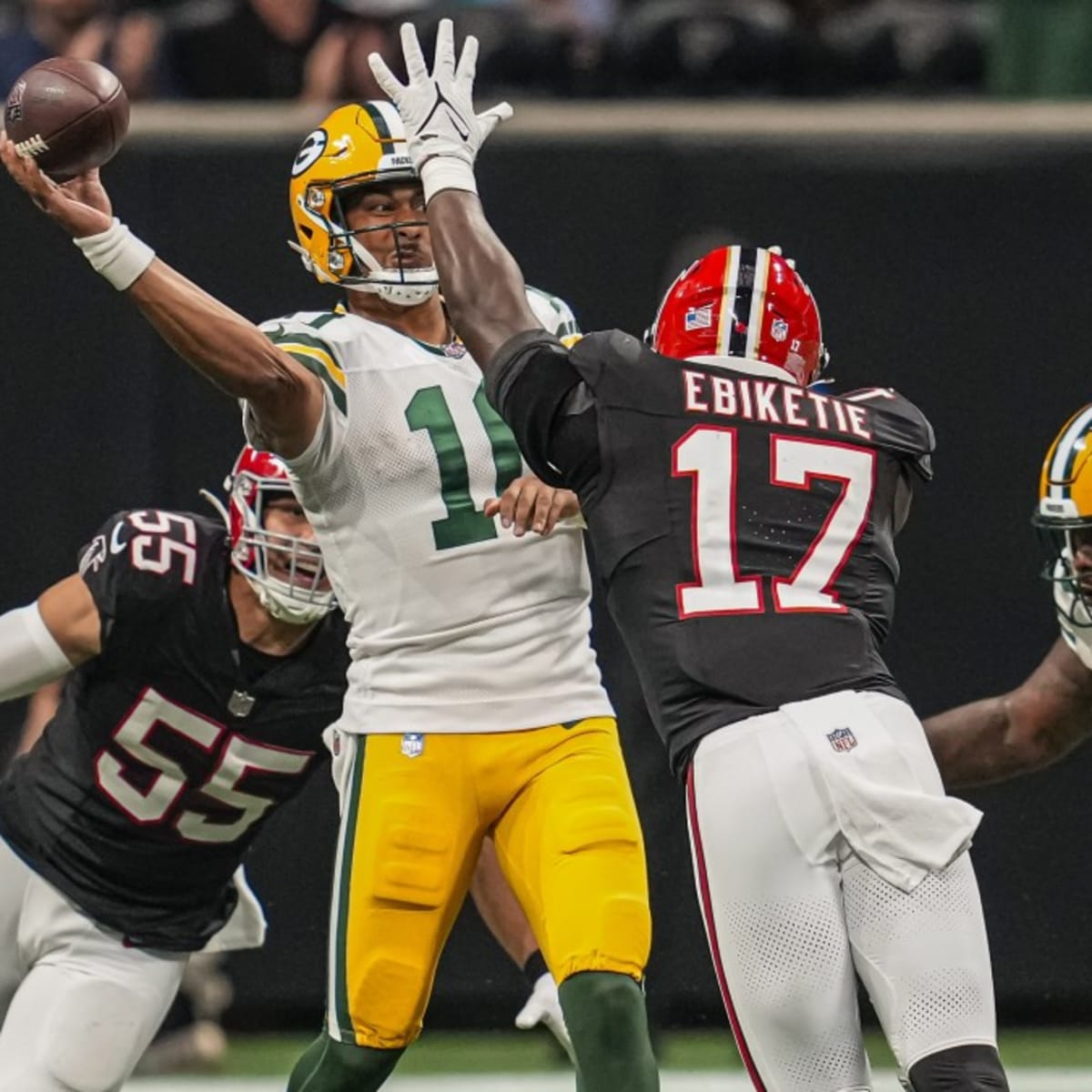 Packers receiver doesn't see 'big difference' between Jordan Love, Aaron  Rodgers