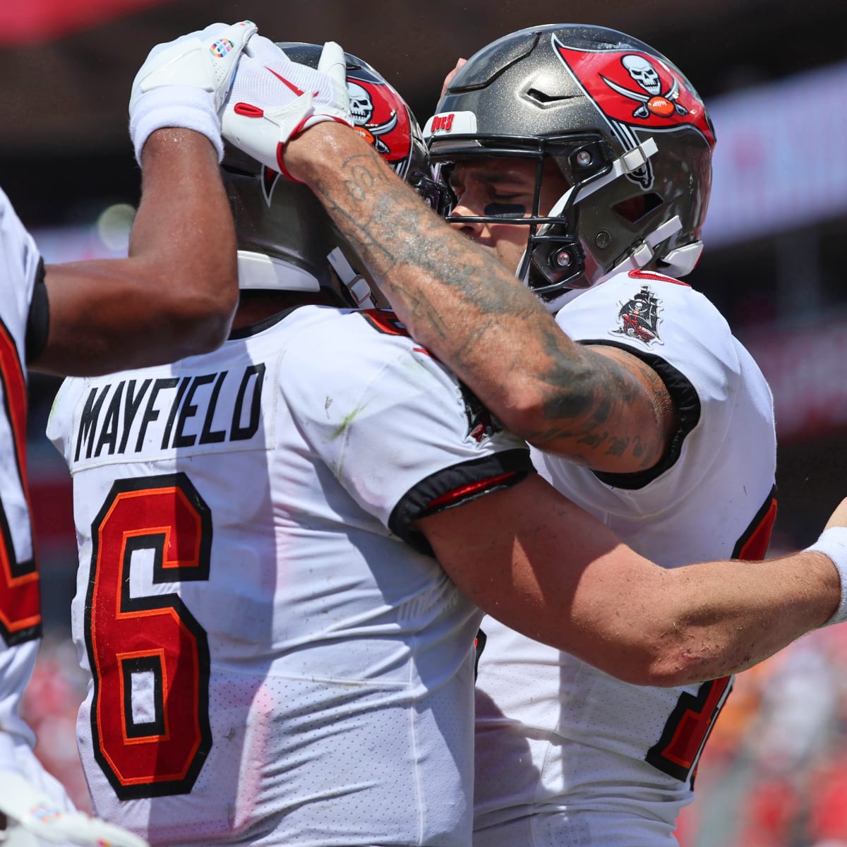 Tampa Bay Buccaneers quarterback Baker Mayfield (6) looks to pass