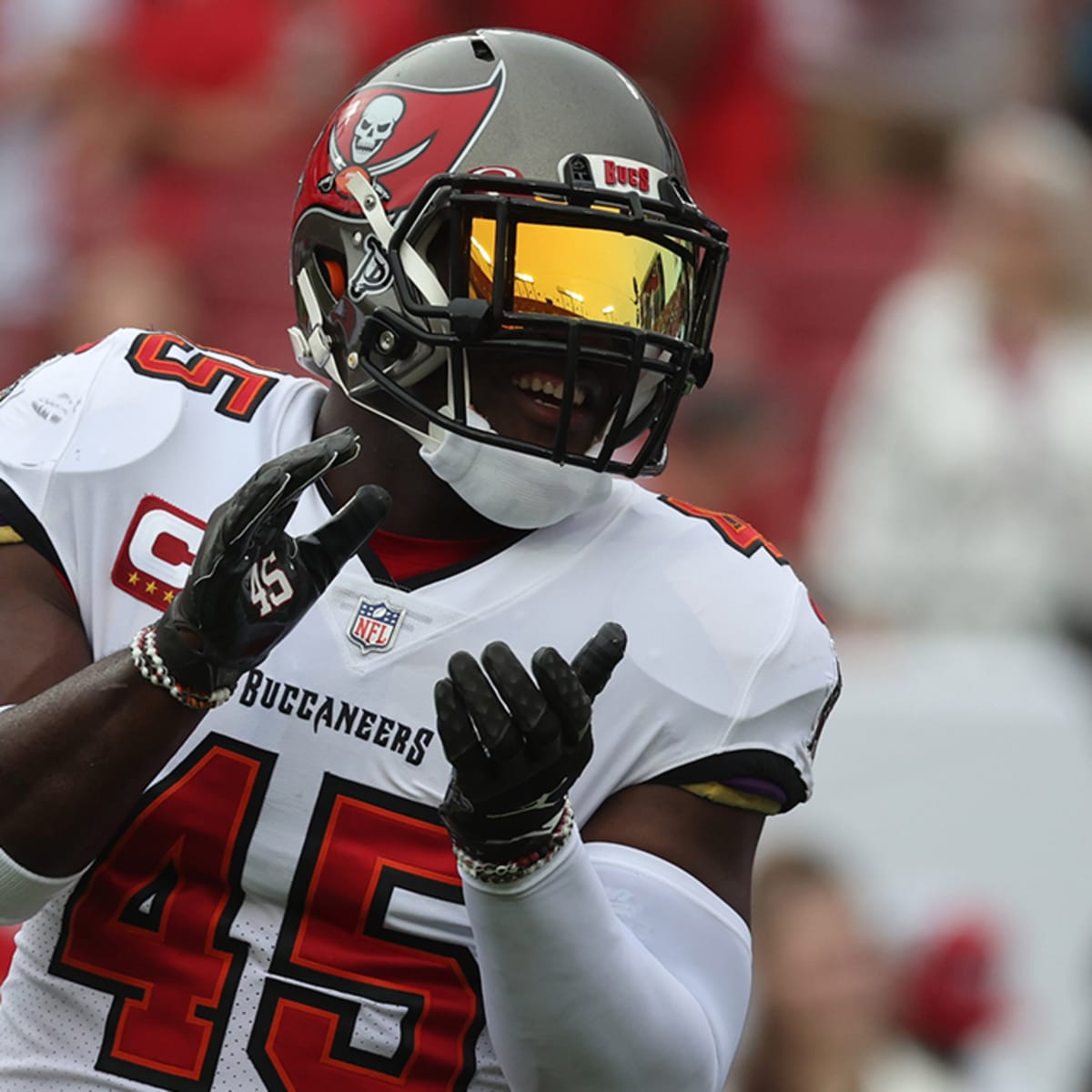 Tampa Bay Buccaneers linebacker Devin White requests trade 