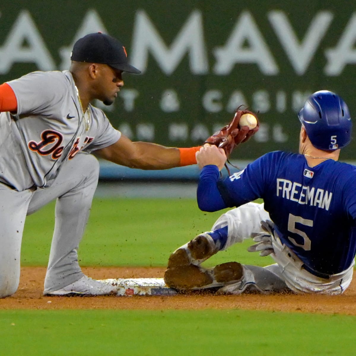 Los Angeles Dodgers' Freddie Freeman Adds Stolen Bases to Other Historic  Totals - Fastball