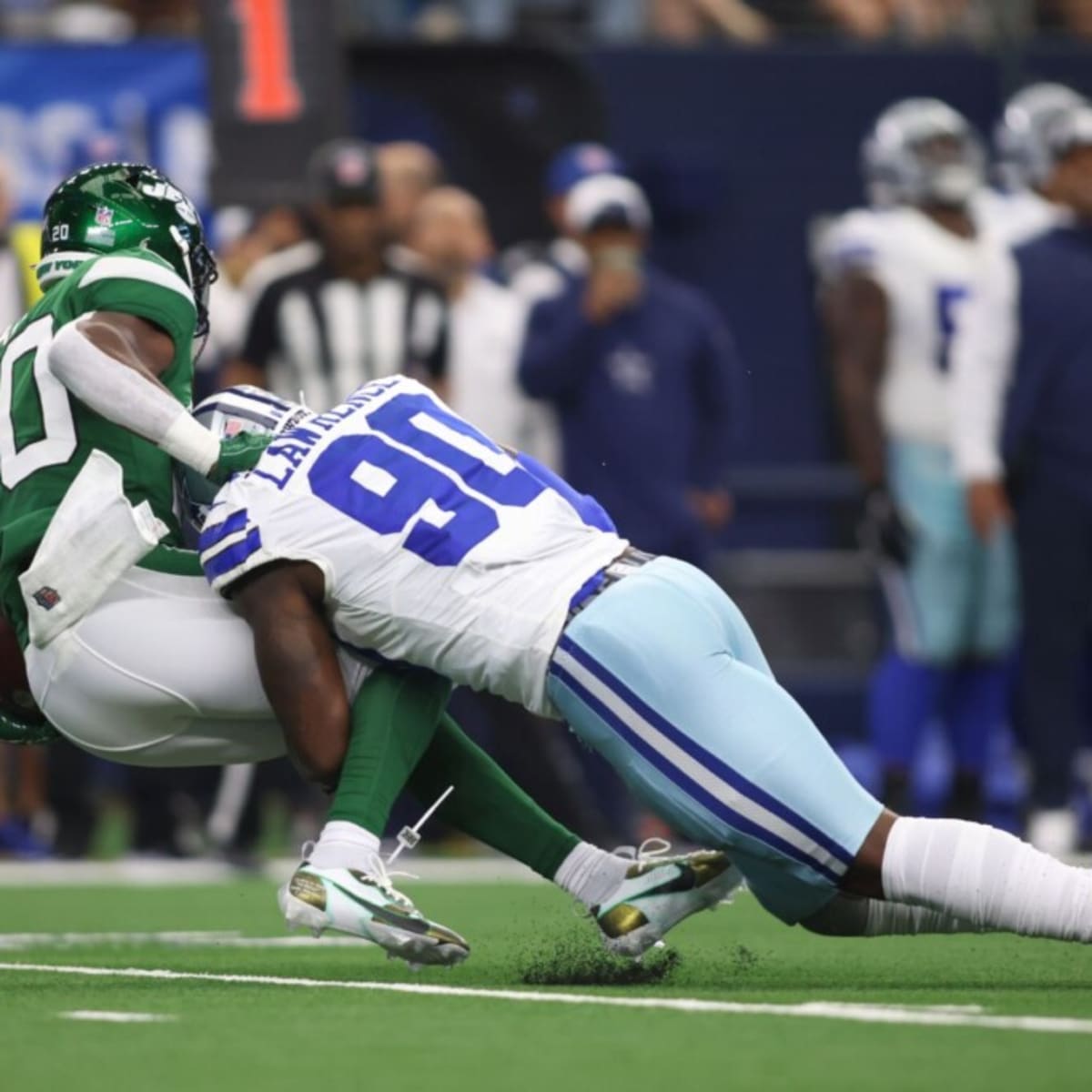 DeMarcus Lawrence drops injury truth bomb that won't please Cowboys fans