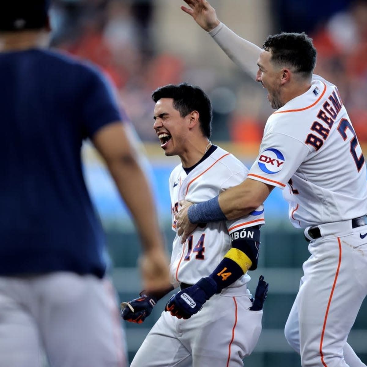 Download Alex Bregman Running Towards Baseball Tigers Uniform