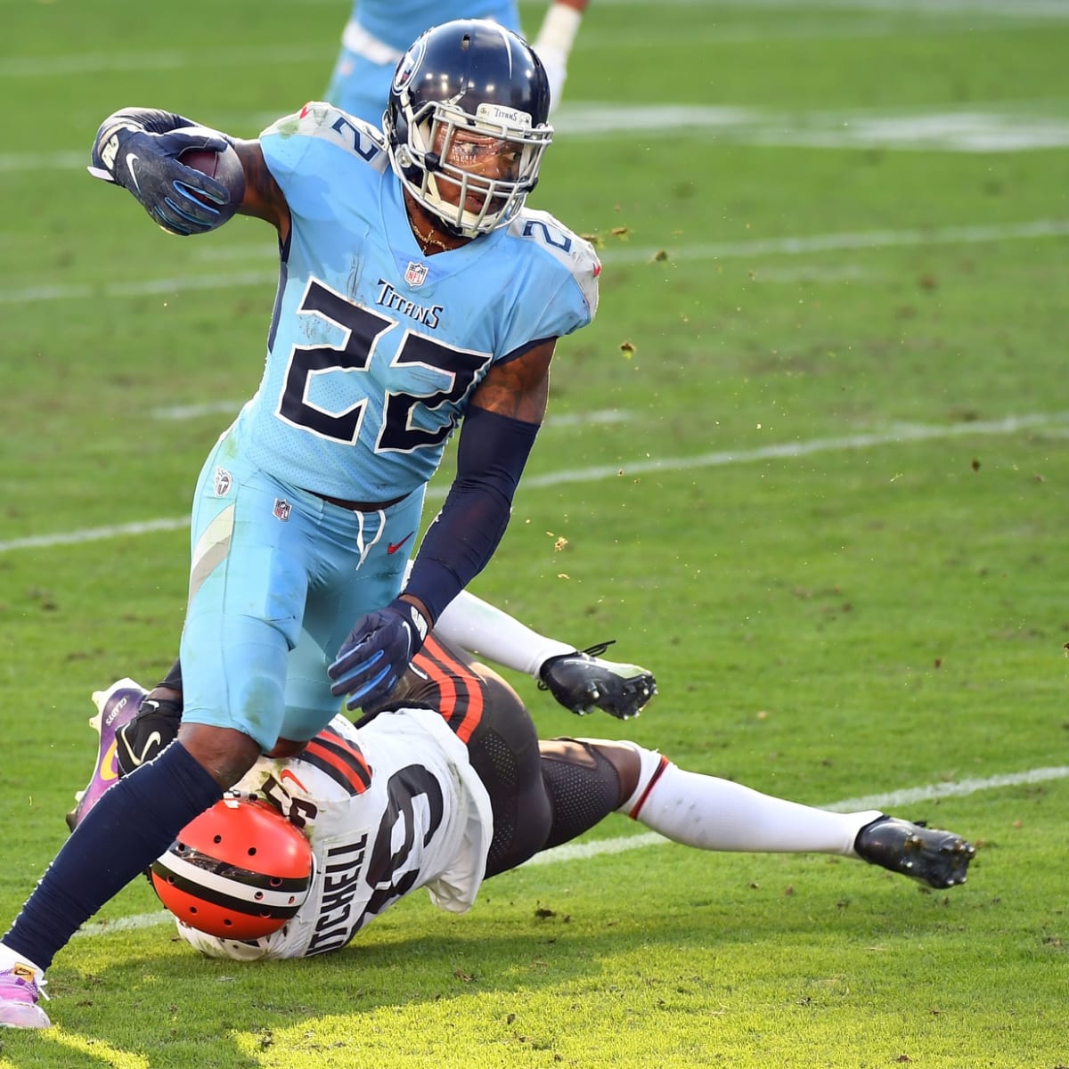 Derrick Henry injury update: Titans RB dealing with hip injury for Week 17  - DraftKings Network