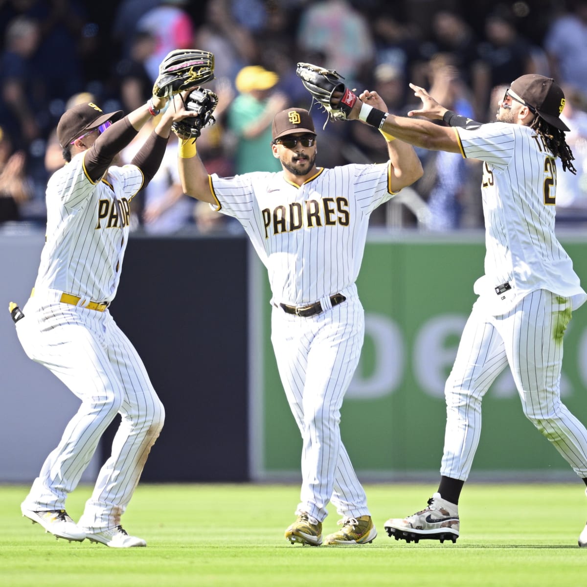 San Diego Padres playoff odds hit season-low after Arizona Diamondbacks  sweep