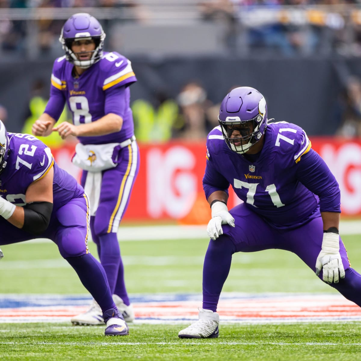 Vikings left tackle Christian Darrisaw sits out against Eagles