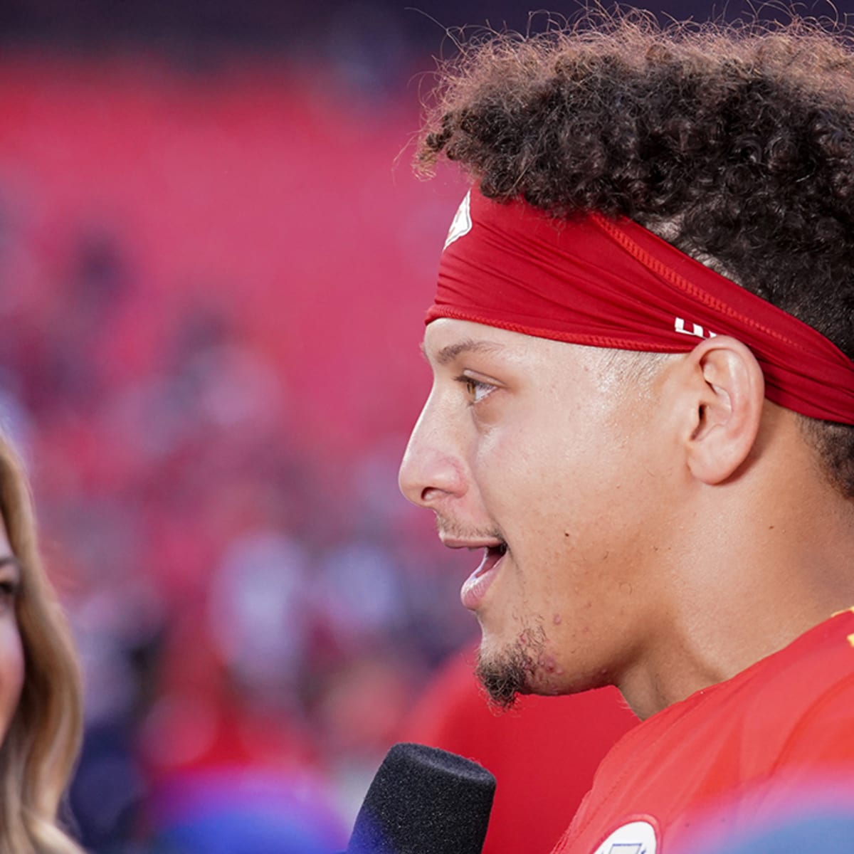 Patrick Mahomes Says Travis Kelce Told Him Taylor Swift Was Attending  Chiefs Game