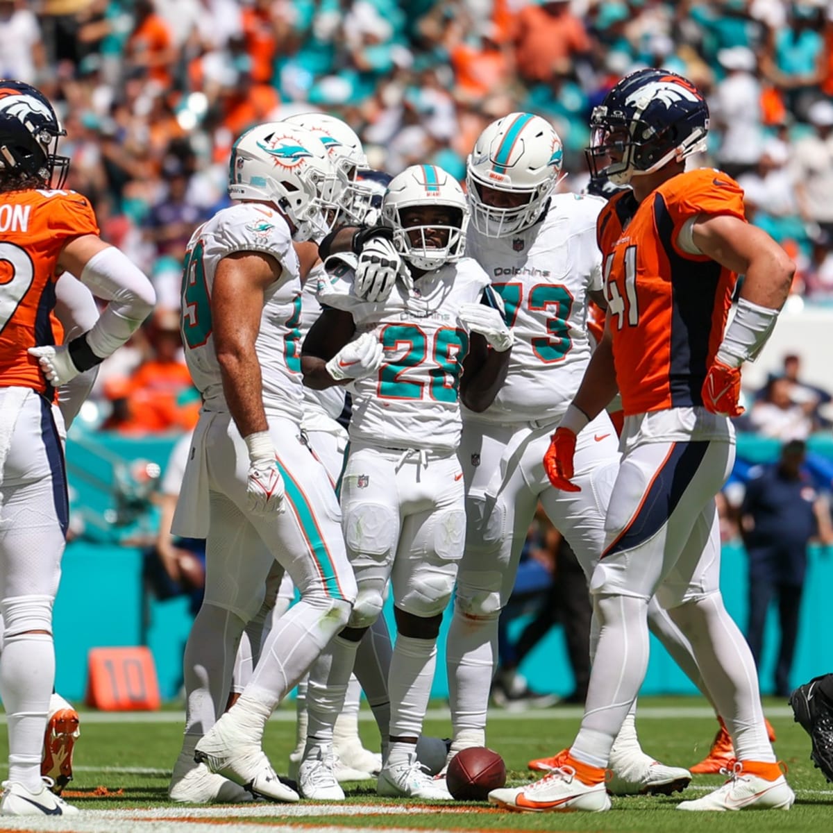 Dolphins beat Broncos 70-20, scoring the most points by an NFL