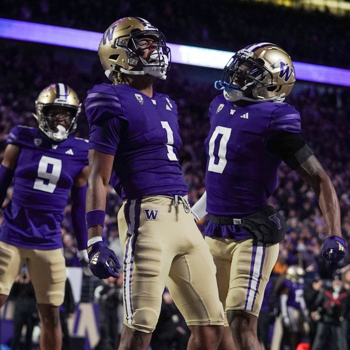 Here's Why the Huskies Have the Nation's Best Offense - Sports Illustrated  Washington Huskies News, Analysis and More