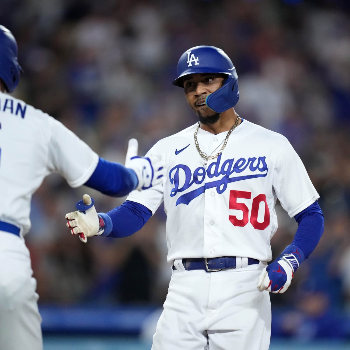 Why Freddie Freeman in a Dodgers uniform marks a loss for baseball : r/ baseball