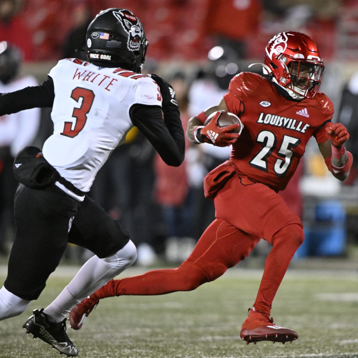How to Watch Louisville Cardinals vs. NC State Wolfpack: Live Stream, TV  Channel, Start Time - Sports Illustrated Louisville Cardinals News,  Analysis and More