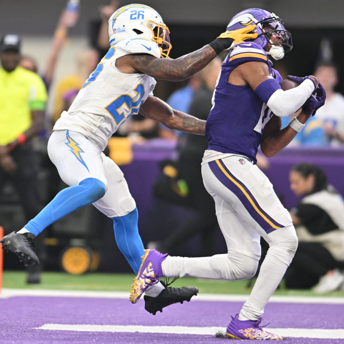 Los Angeles Chargers get embarrassed by the Minnesota Vikings 39-10 - Bolts  From The Blue