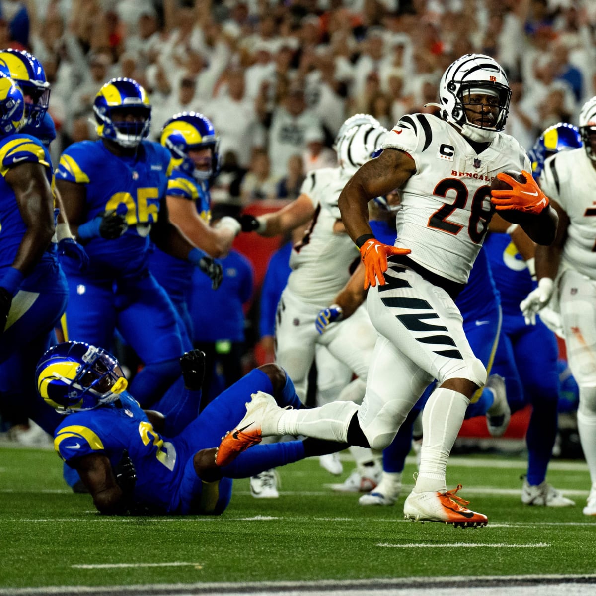 Cincinnati Bengals Beat Los Angeles Rams on Monday Night Football