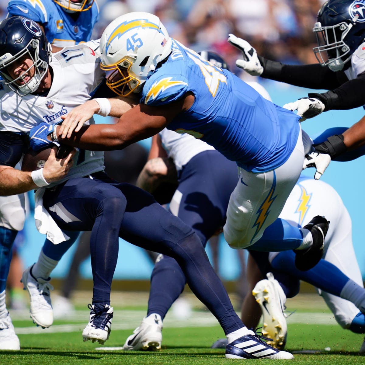 Chargers News: Khalil Mack Sacks Rookie Raiders QB 6 Times In Game 4 Win -  Sports Illustrated Los Angeles Chargers News, Analysis and More