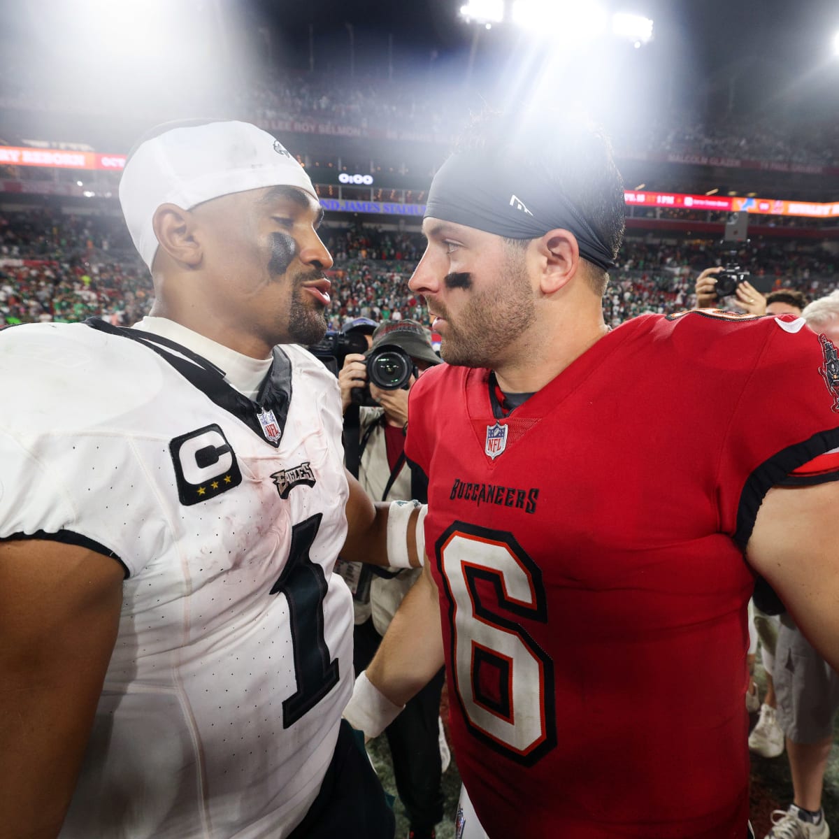 Tampa Bay Buccaneers drop first game of season on Monday Night