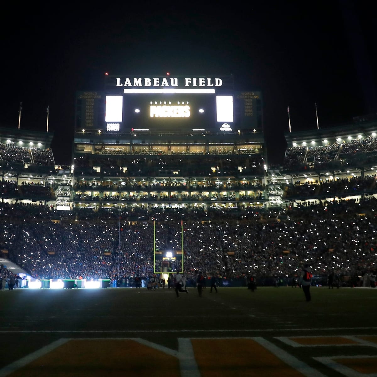 Lambeau Field ready for Packers-Lions home opener Monday night