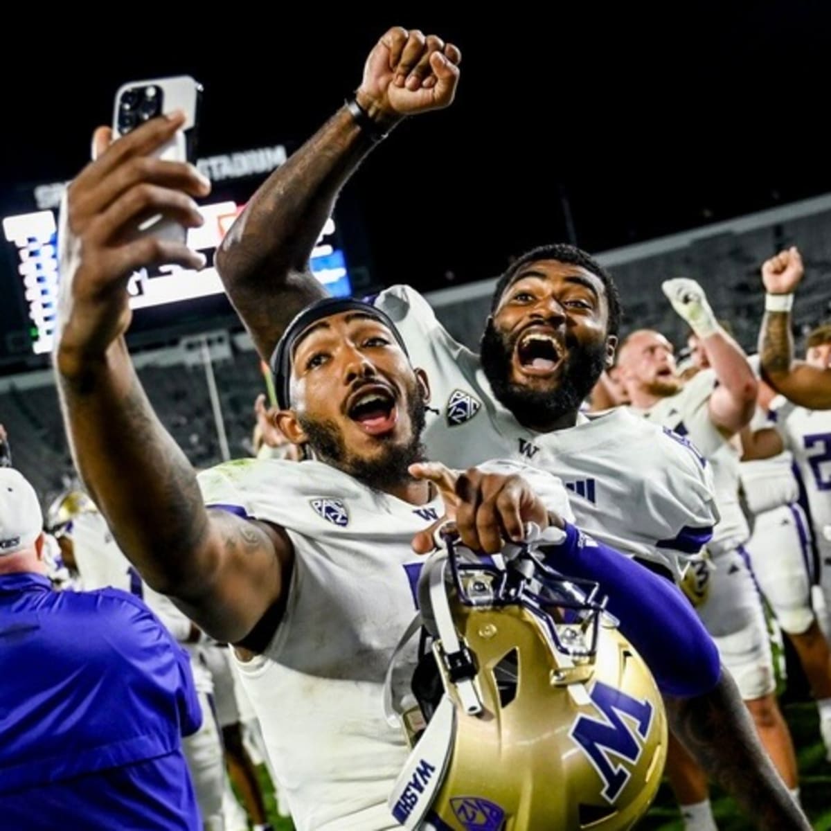 Here's Why the Huskies Have the Nation's Best Offense - Sports Illustrated  Washington Huskies News, Analysis and More