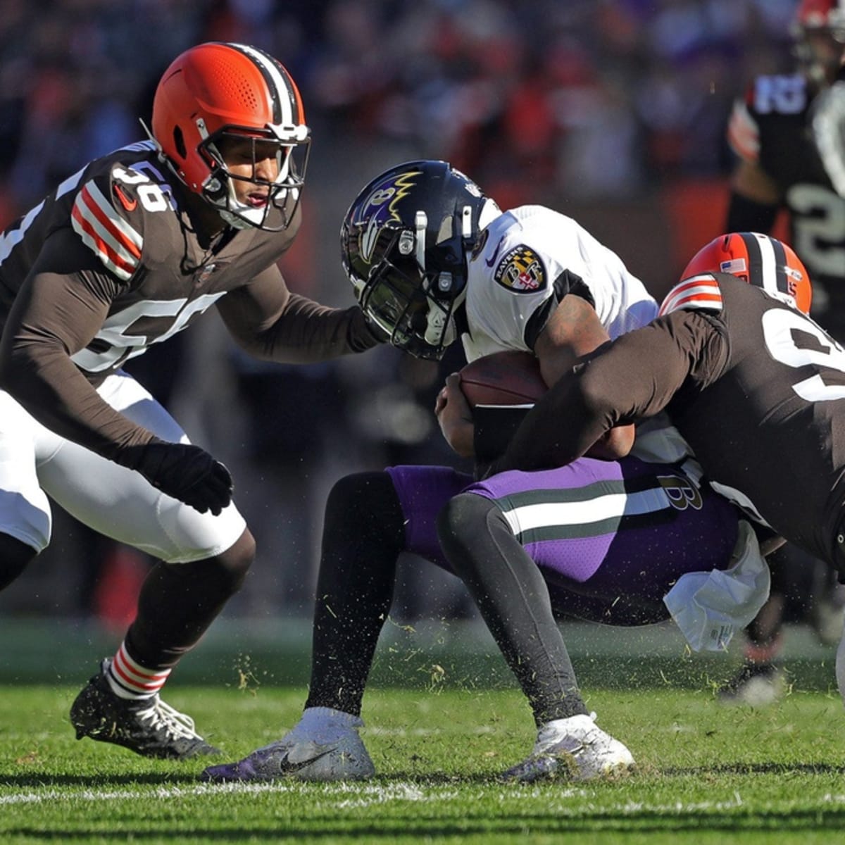 Cleveland Browns Burn Accident: Injured Deshaun Watson Joined by David  Njoku: Baltimore Ravens NFL Tracker - Sports Illustrated Baltimore Ravens  News, Analysis and More